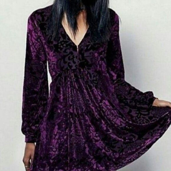Free People Dresses & Skirts - Free People Velvet Burnout Purple Goth Whimsigoth Pockets All Night Long Dress